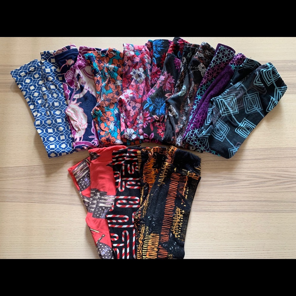 11 pairs of Lularoe girls S/M leggings
